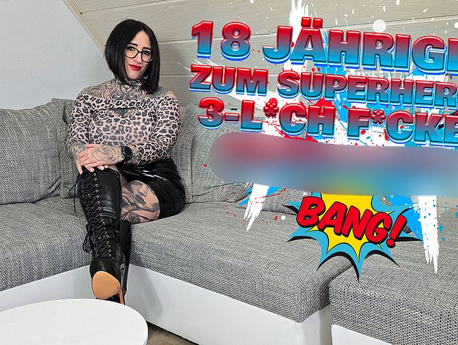 QueenParis Porno Video: 18 Jährigen zum Superhero 3-Loch fi**er erzogen!!